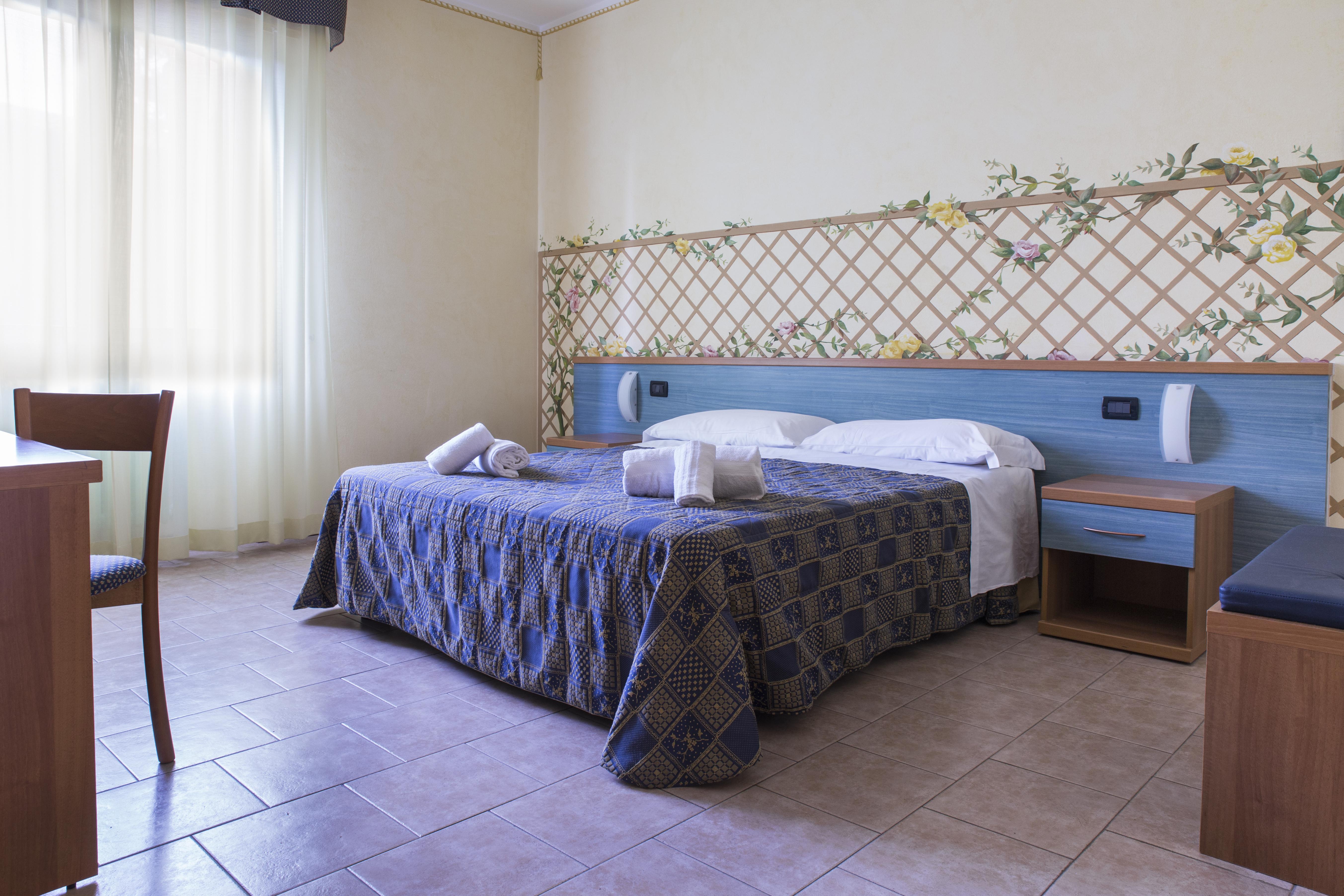 Hotel Gardenia סירמיונה מראה חיצוני תמונה