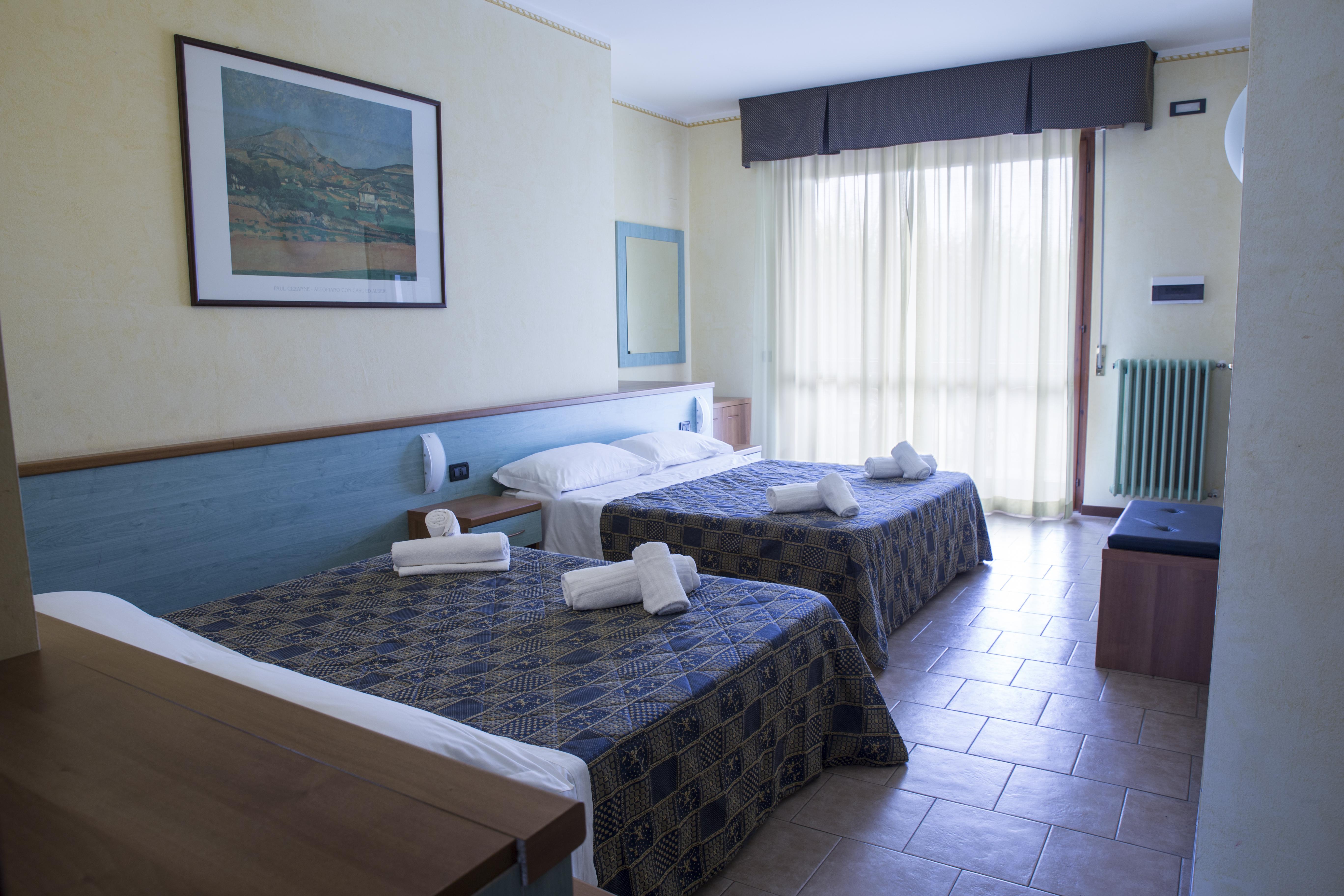 Hotel Gardenia סירמיונה מראה חיצוני תמונה