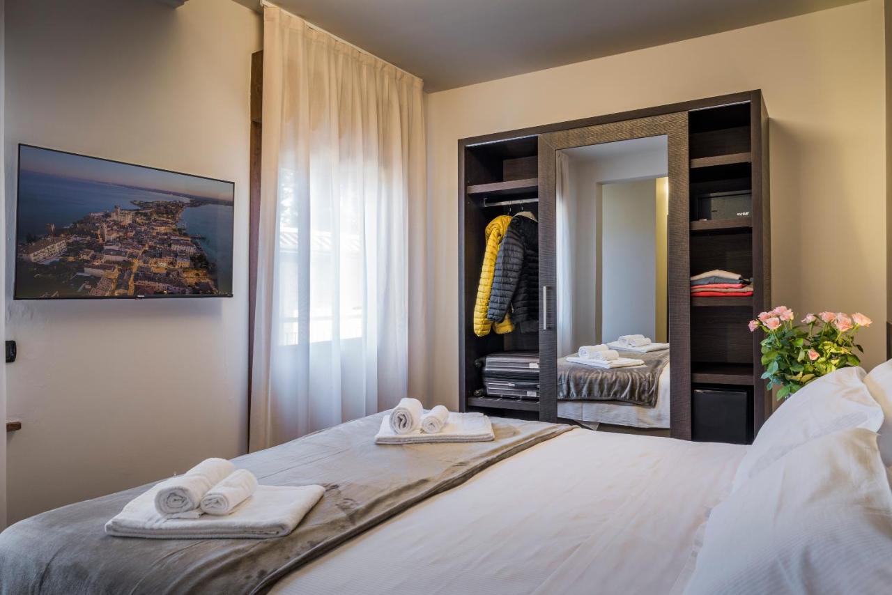 Hotel Gardenia סירמיונה מראה חיצוני תמונה