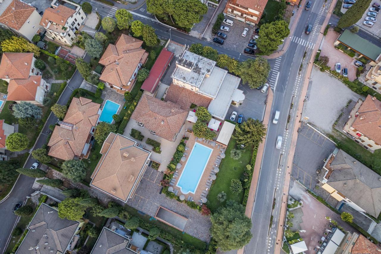 Hotel Gardenia סירמיונה מראה חיצוני תמונה